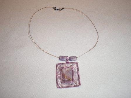 sugilitový náhrdelník